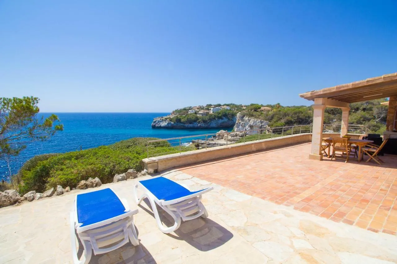 Beautiful private villa on the sea Santanyí 0*,